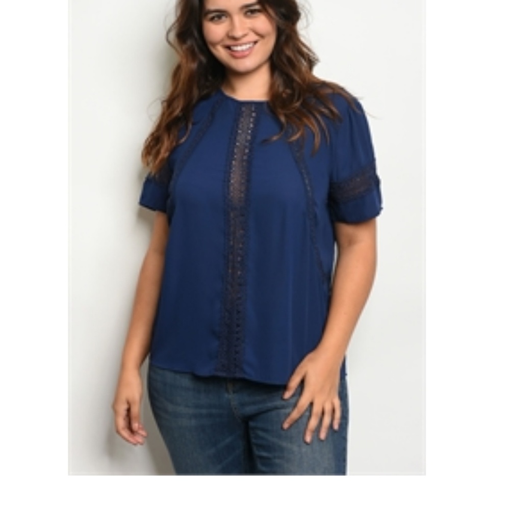 Ladies plus size top